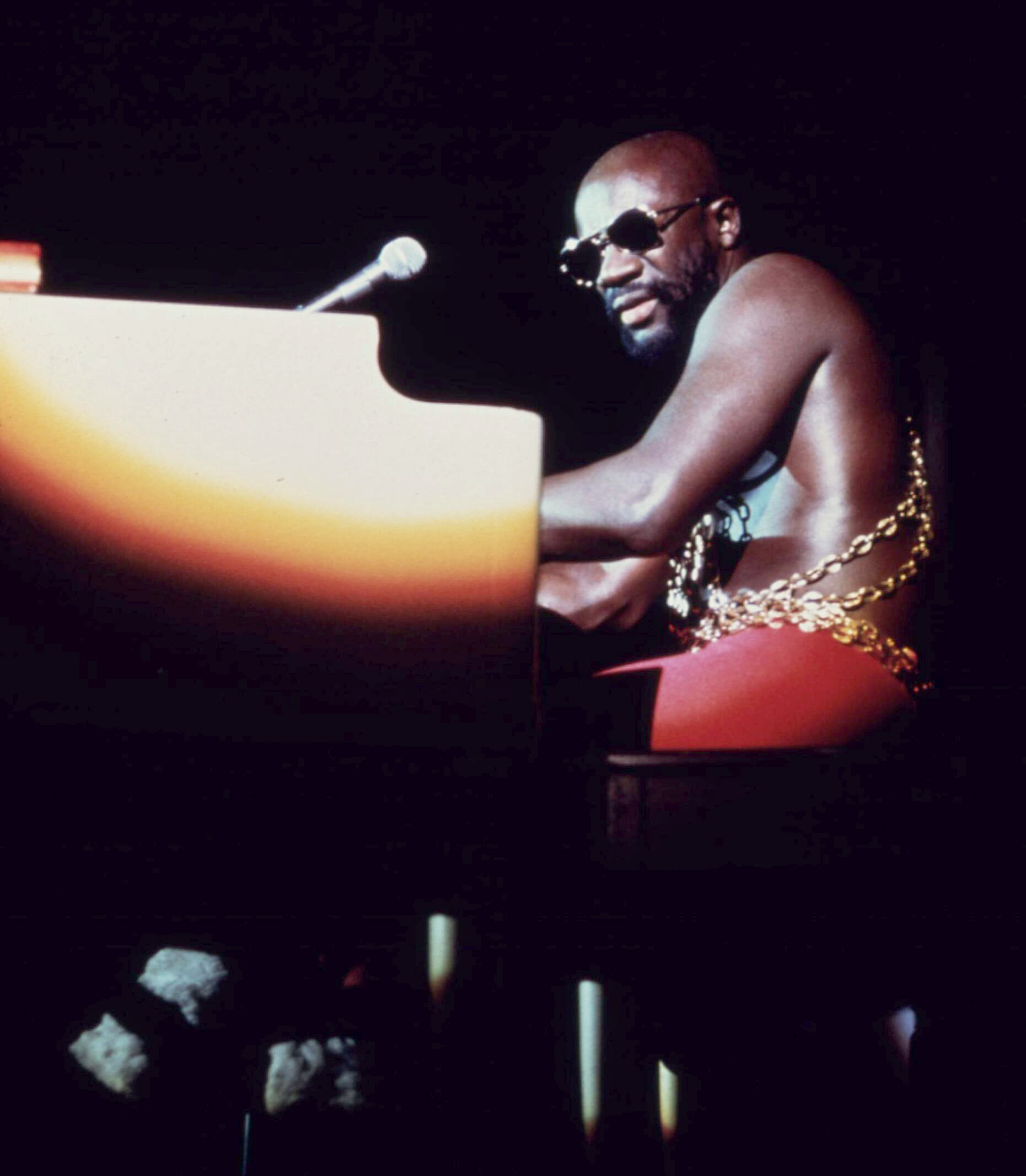 Isaac_hayes_1973.jpg