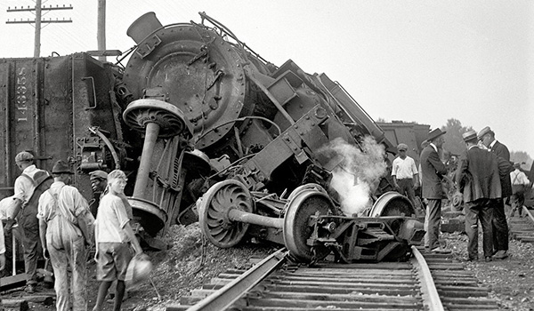 trainwreck1.jpg