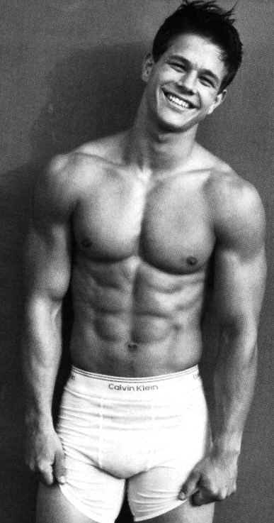 500full-mark-wahlberg.jpg