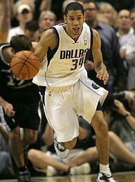 devin_harris_195.jpg
