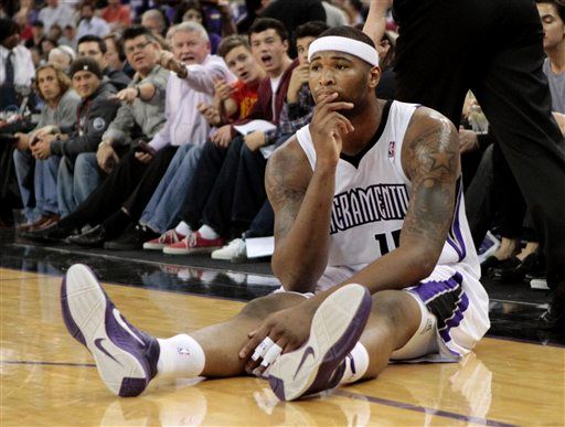 demarcus_cousins_on_court.jpg